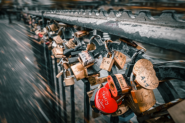 Camden Town - Lock Bridge